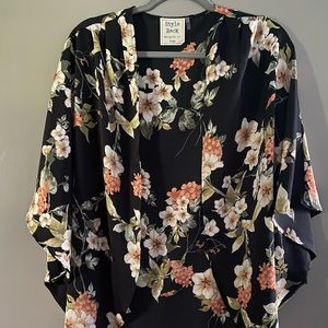 Black Floral Kimono